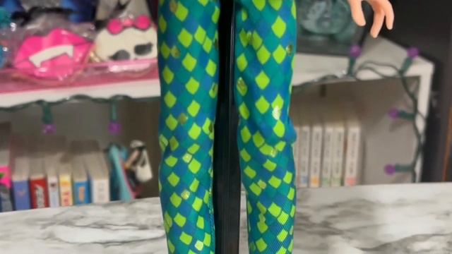 Monster High Revision de Deuce y Cleo San Valentin смотреть онлайн