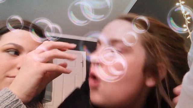 Bubbles. смотреть онлайн