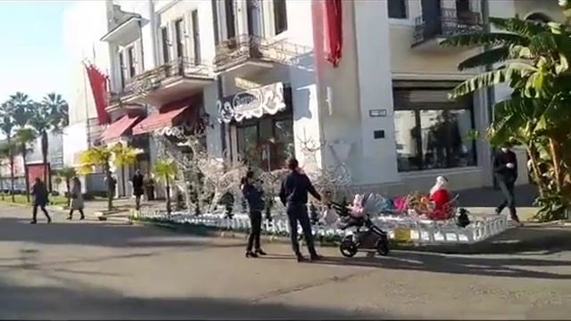 Прогулка По Набережной Сухума смотреть онлайн