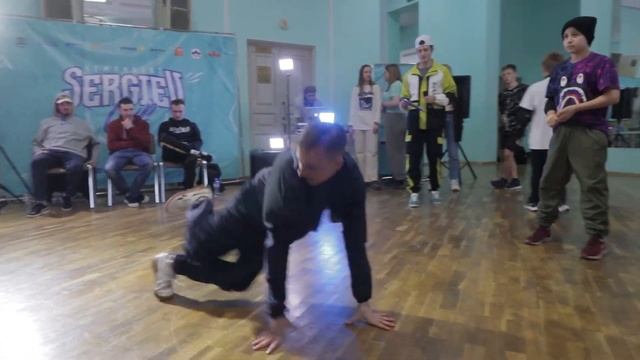 БАТЛ SERGIEV CUP 2022 - BREAK DANCE PRO 3 смотреть онлайн