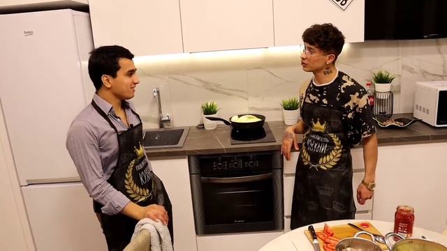 Все девушки такие? вопрос? шоу добрый ужин смотреть онлайн