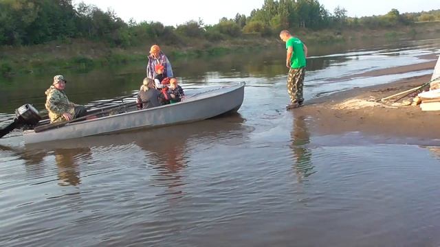 Походная баня. Плов на костре. Ночная рыбалка на Чепце. смотреть онлайн