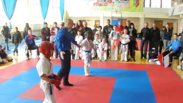 27.10.2013 Евпатория чемпионат по киокушин карате 11 2 смотреть онлайн
