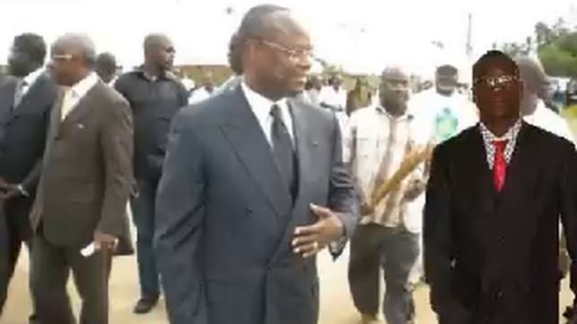 Mix musique Pierre Claver Zeng Ebome. vol1 смотреть онлайн