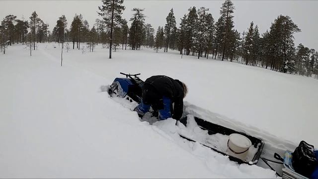 Прокатились в поисках рыбных мест смотреть онлайн