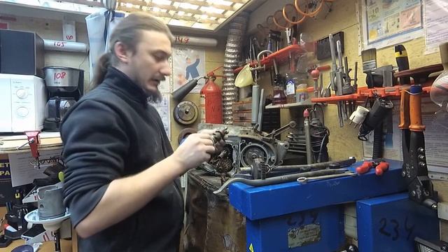 Разборка ДВС Проект ИЖ СССР Часть 2 смотреть онлайн