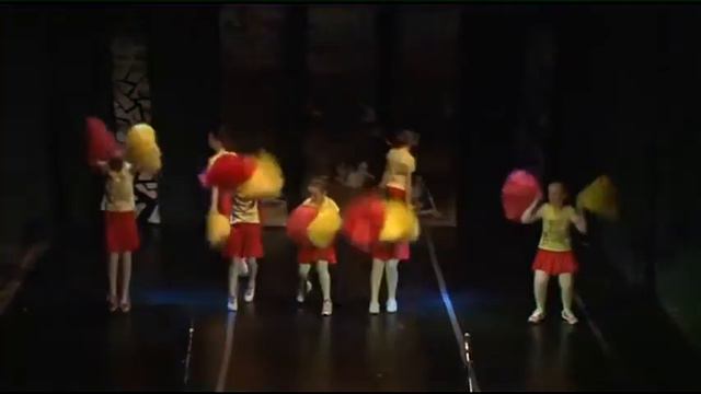 Cheerleader - Big fish смотреть онлайн