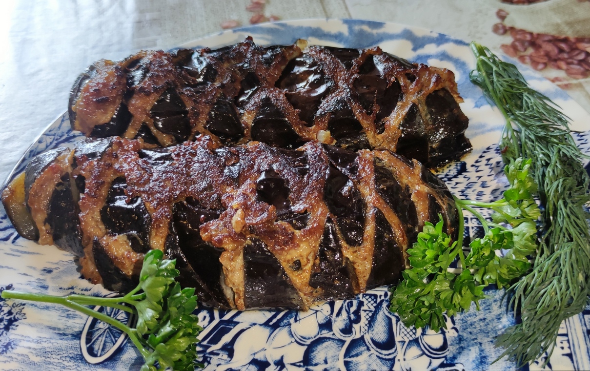 Отличный шашлык из баклажанов. Приятного аппетита. смотреть онлайн