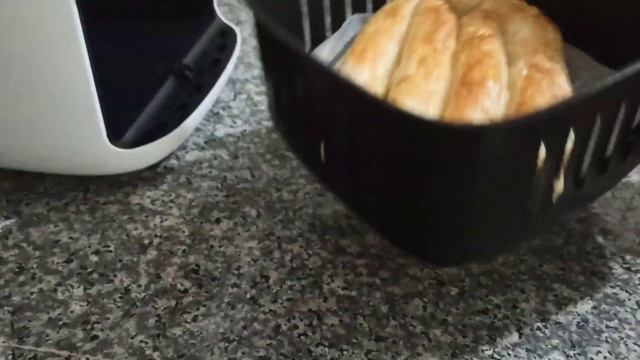 Airfryer'da A101 Ustadan Lezzetler Kıymalı Kol Böreği deniyoruz... | Xiaomi Airfryer смотреть онлайн