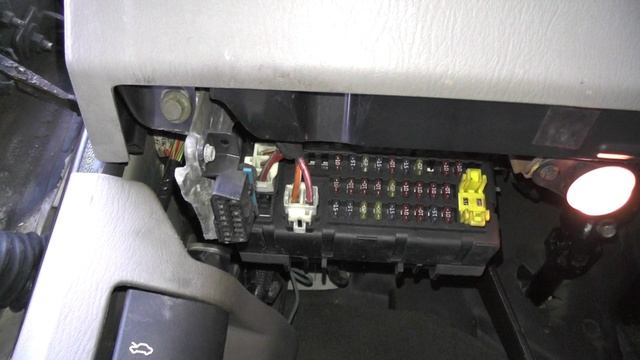 Jeep_Crand_Cherokee_WJ_Технический обзор ч3.avi