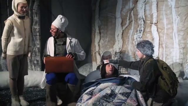 Спектакль для всей семьи "Новогодние посиделки с Ёжиком и Медвежонком" смотреть онлайн