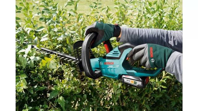 Bosch Akku Heckenschere AHS 55-20 LI смотреть онлайн