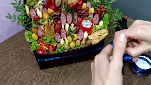 Завяжи сама красивый бант. Как завязать бант на подарке. Упаковка с бантиком смотреть онлайн