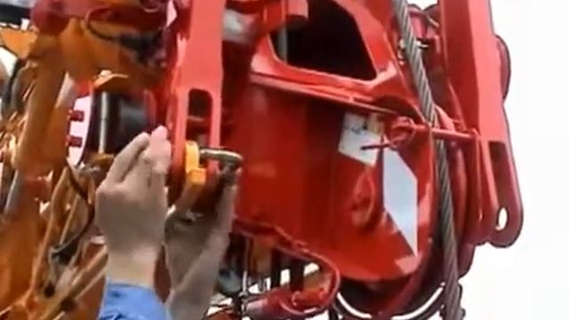 Кран KATO SR 250R EJIB, номин. г/п 25 тонн (Rough Terrain Crane KATO SR 250R) смотреть онлайн