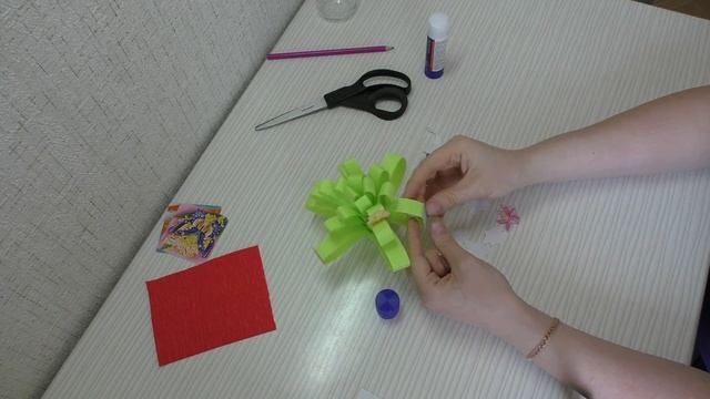 Что подарить на 8 марта? | Цветы к 8 марта. Подарок своими руками смотреть онлайн