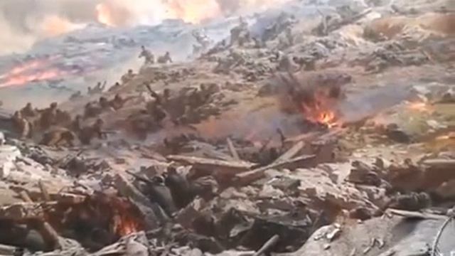Диорама «Штурм Сапун горы». Крупным планом смотреть онлайн