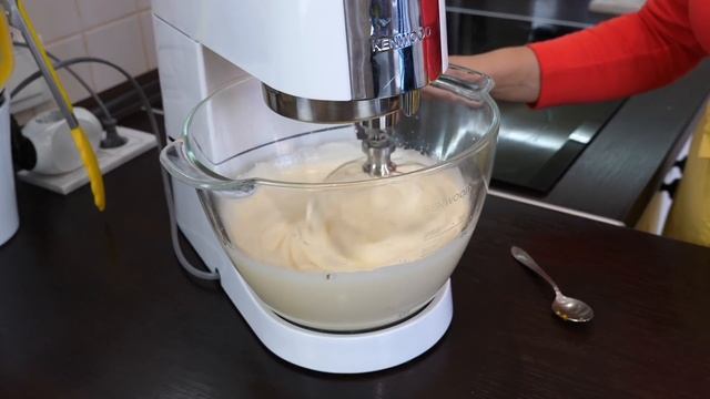 МНОГО И ВКУСНО | Пирог на целый противень смотреть онлайн