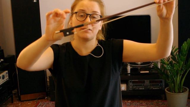 Lezione Di Violino. La Tenuta Dell'arco. Parte I