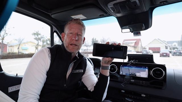 A WIRELESS rearview camera for our Leisure Travel Van that actually works! смотреть онлайн