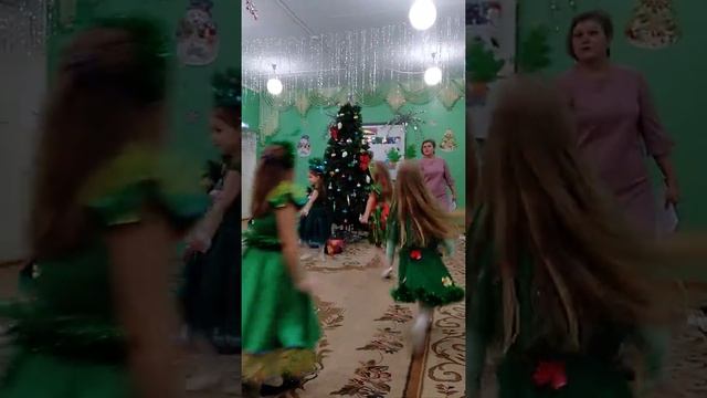 Ёлочки Гномика смотреть онлайн