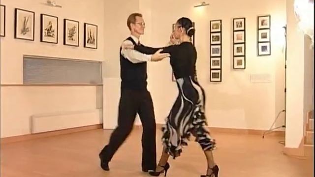 Учимся танцевать САМБА - Танец 7/7 смотреть онлайн