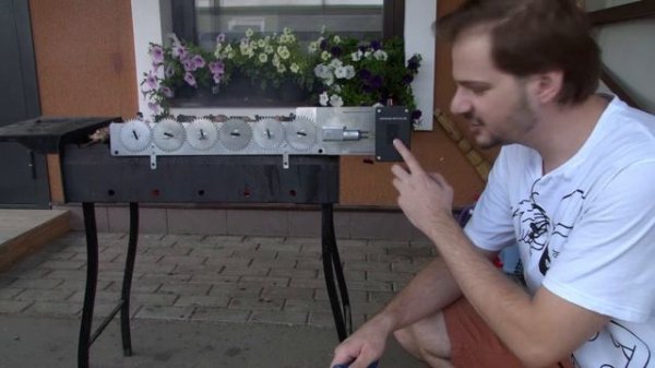 Автоматический вращатель шампуров для мангала! Обзор "Саможара-волчок".