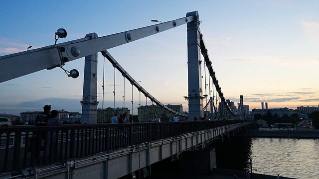 ISO 3200 Sony ZV-E1 смотреть онлайн