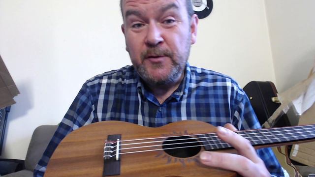 Got A Ukulele Reviews - Baton Rouge V2 T5 Tenor смотреть онлайн
