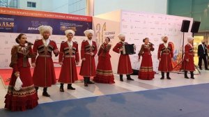 Московский казачий хор "Как у нашего соседа весела была беседа"