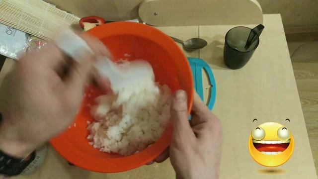 Рецепт простых роллов. Готовим дома. Веселый Макс стряпает и отжигает!))) смотреть онлайн