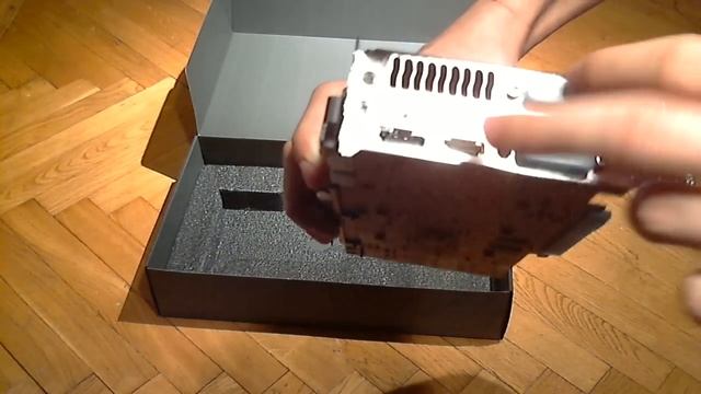 Asus GeForce GTX 660 Ti - Unboxing смотреть онлайн