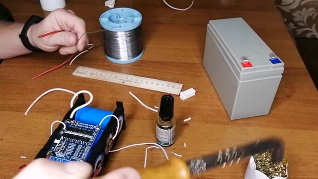 Акуумулятор для эхолота LIFEPO4 12V. Сборка. смотреть онлайн