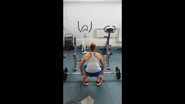 Лучшее Упражнений на спину.Упражнения на спину в зале смотреть онлайн