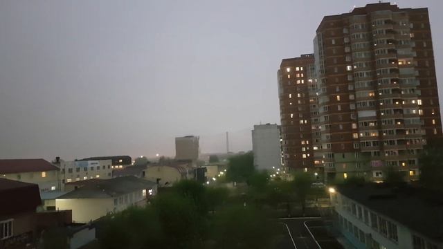 Первая гроза в этом году смотреть онлайн