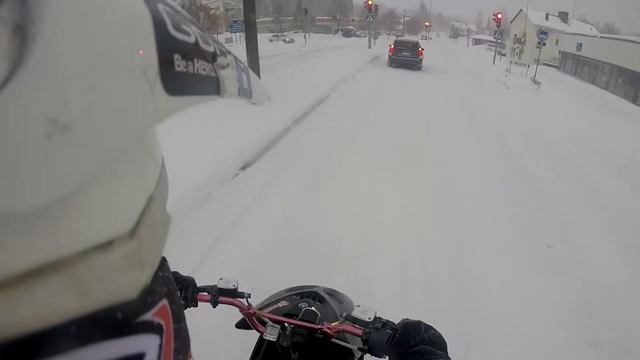 Kouluun ajelu смотреть онлайн