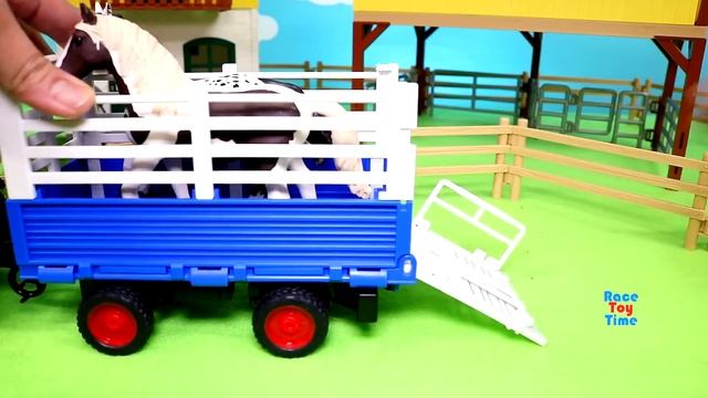 Fun Farm Diorama and Barnyard Farm Animals Learn Animal Names смотреть онлайн