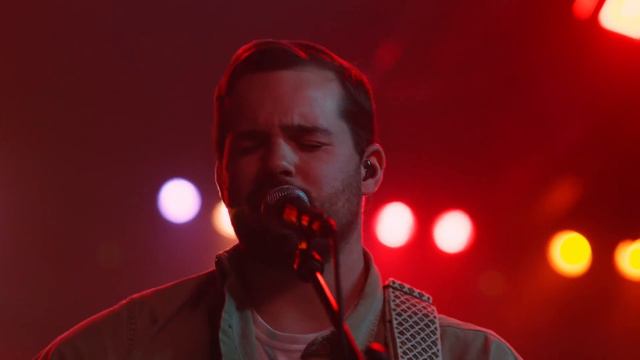 Boy Named Banjo - Go Out Dancing (Performance Video) смотреть онлайн