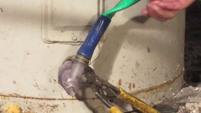 TURBO TANK CLEANER | How To Clean Your Water Heater смотреть онлайн