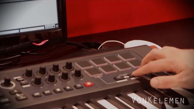 NAMM 2013 - Novation Impulse смотреть онлайн