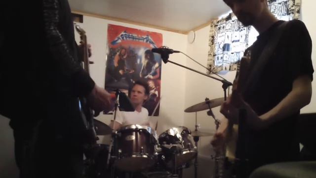 Reverburns - Four Chords Six Hands One Song