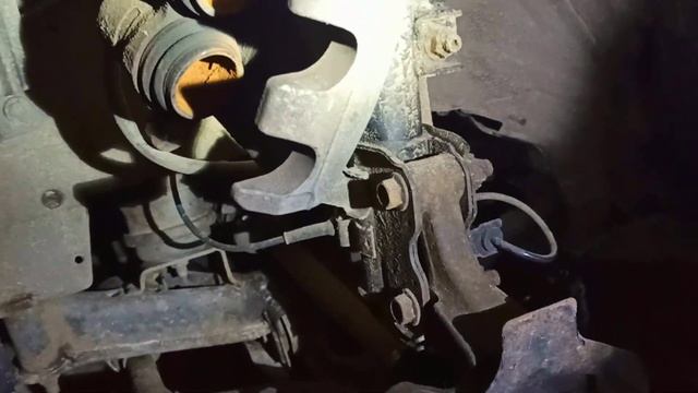 Ремонт на Коленке Инфинити Фх35 или Замена Ступицы, Пыльника на Infiniti Fx35 смотреть онлайн