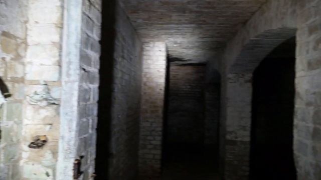 ГСВГ, в/ч75244. Котельная в подвале здания столовой,склад 7.06.2021 смотреть онлайн