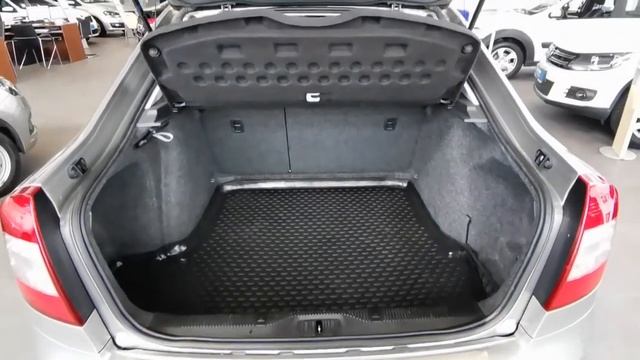 SKODA OCTAVIA смотреть онлайн