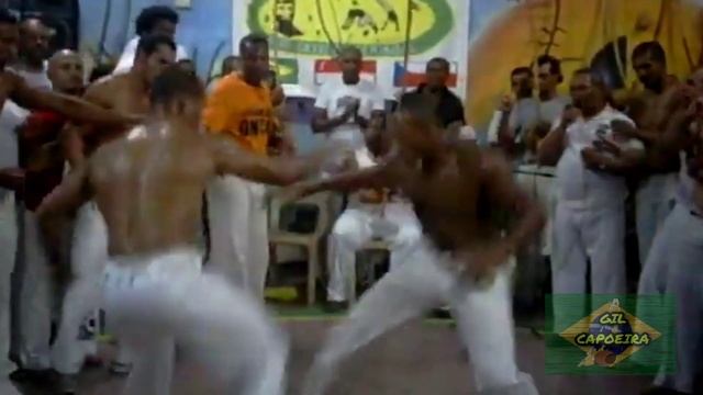?Capoeira também é luta/ O TEMPO FECHOU смотреть онлайн