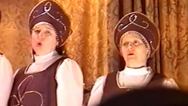 ГБУК НАО "Великовисочный ЦДК" - 30 лет фольклорному хору (22.12.2000) смотреть онлайн
