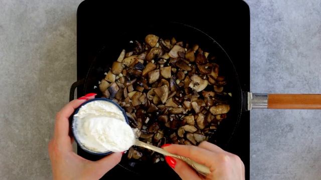 ? Спагетти с грибами в сливочном соусе — видео рецепт смотреть онлайн