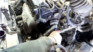 Замена термостата KIA Spectra- всё просто. Replacing the KIA Rio thermostat is easy.