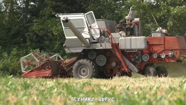 Старенькая Нива как новенькая Почти Нива - Эффект Уборочная 2021 смотреть онлайн