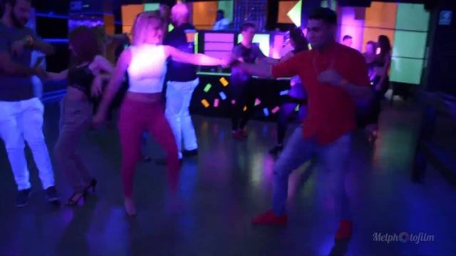 Marco Espejo & Christina - Bachata Social Dance ? @SGM смотреть онлайн