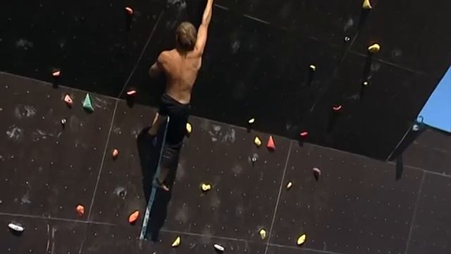 скалодром Зет Геймс.mpg